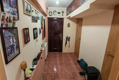 Ap. 2 camere, et. 1, Moroasa 1 - 4