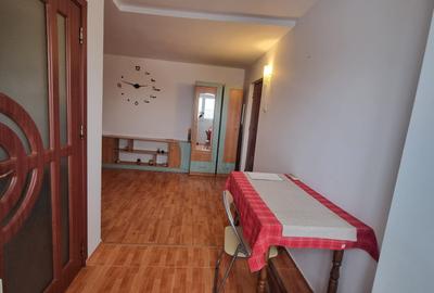 Apartament 2 camere la pret de garsoniera - metrou Aparatorii Patriei - 9