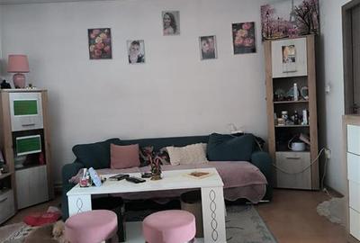 Casa de vanzare,Buturugeni, pret mic - 10