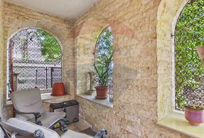 Apartament  2 camere  + terasa in vilă  parter B-dul Primaverii - 2