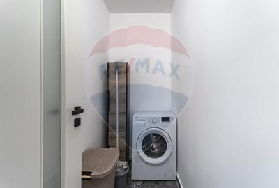 DE INCHIRIAT ap 3 camere- zona Cerna/ Tractorul! - 24