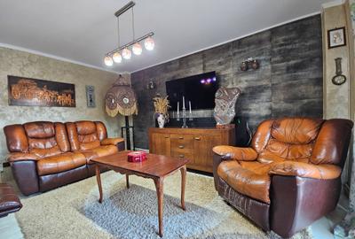 Casa de Vanzare P+1 In Agigea Teren 400mp Garaj - 2