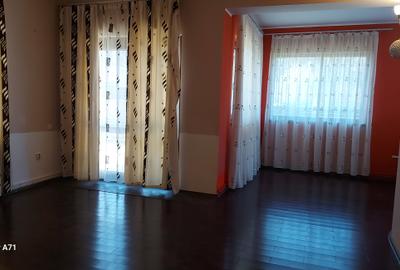 Gradistea  2 vile individuale - Locul perfect pentru iubitorii de natura ! - 1