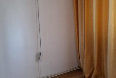 Apartament 3 camere central, etajul 3/3, decomandat cu CT. - 5