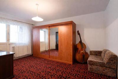 Apartament cu 2 camere decomandat în Astra