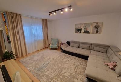 Vanzare Apartament 4 Camere Adiacent Nerva Traian - Centrala Proprie - 1