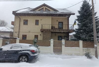 Vilă individuală specială cu curte, calitativă și eficientă economic- Sector 1 - 1