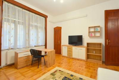 Apartament cu 3 camere in zona Ultracentrala - Piata Victoriei - 12