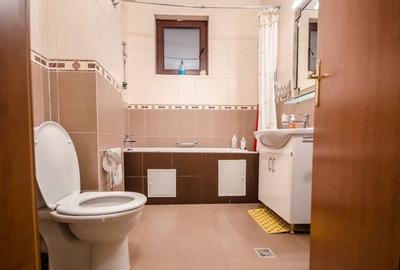 Mamaia, central, 3 camere decomandate lux, 130 mp - 7