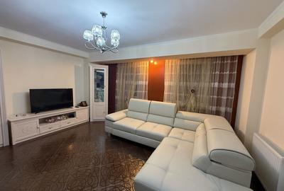Apartament cu 3 camere, mobilat în Central