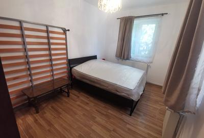 Casa de vanzare, 2 corpuri si garaj, curte comuna, zona Turda - 2