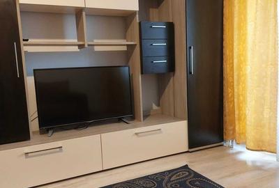 Apartament cu 2 camere, mobilat în Păcii