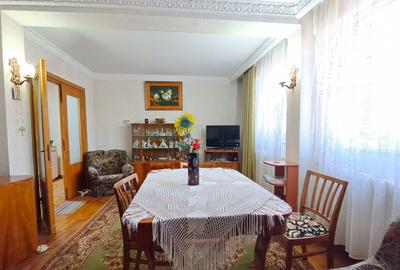 3 camere P.ta Minis, decomandat, centrala termica - 7
