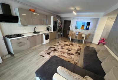 Apartament cu 2 camere semidecomandat, mobilat în Florești