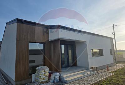 VANZARE Casă / Vilă PREMIUM 4 camere la pret normal - 6