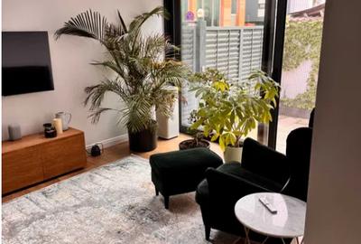 Casă cu 4 camere în Aviației