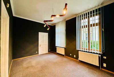 Unirii - Mitropolie vila 500 mp utili 4500 Euro - 4