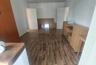 Apartament 2 camere etajul 1 Centru Civic - 4
