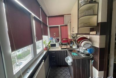 Apartament 3 Camere, Etaj 4, Strada 23 August - 16