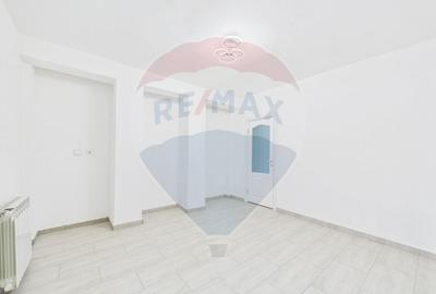 Imobil mixt de vanzare | Ideal birouri / investiție | 232 mp | Rahova - 17