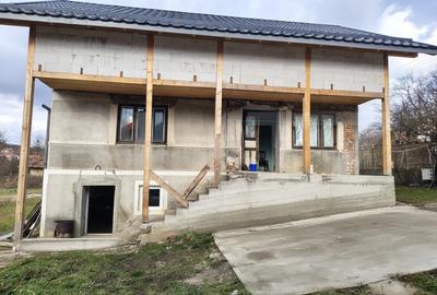 Casă țărănească cu 180 mp utili și teren de 1360 mp, Așchileu Mare - 3