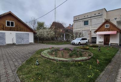 Casă individuală spațioasă, teren generos 992 mp, lângă Parcul Sub Arini – Sibiu - 1