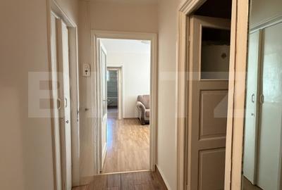 Apartament 2 camere, et. 1, Calea Severinului/ Scoala Decebal - 1