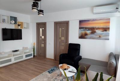 Apartament 2 camere de închiriat – Piața Ovidiu | Vedere spre piață - 4