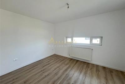 Casa tip duplex - 3 camere - 2 bai - 8