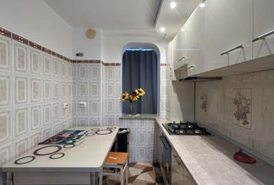 Apartament 2 camere, semidecomandat, etajul 1, zona Sagului - 7