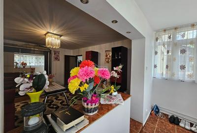 Apartament 2 camere renovat, mobilat și utilat – Micro 11, lângă Liceu - 3