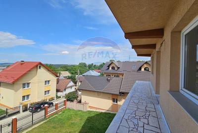 Casă / Vilă cu 12 camere-Sfântu Ilie Vechi, Suceava - 18