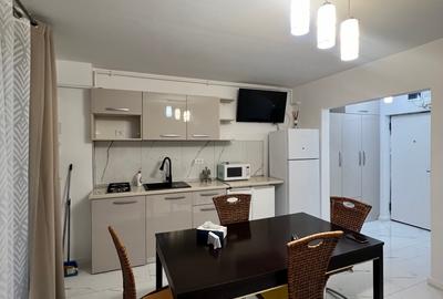 -Garsoniera lux mobilata si utilata complet in primul rand la mare - 1