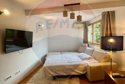 Prima închiriere | 2 camere renovat, lângă Parcul Cișmigiu - 1