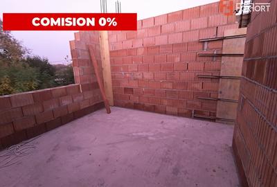 Apartament cu 2 camere în Plopi