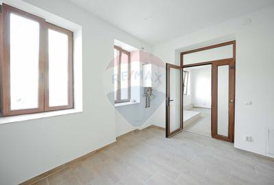 Spatiu Comercial De Vanzare, Ultracentral, Parcul Traian - 9