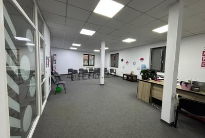 Spatiu de birouri central – 3 incaperi (open space 60 mp) + parcare - 1