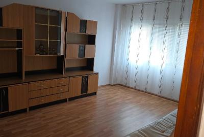 Apartament cu 2 camere decomandat. - 2