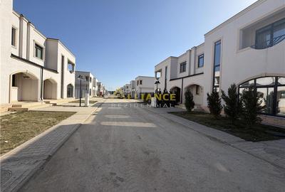 Vila moderna cu arhitectura deosebita – gata sa devina acasa - 3