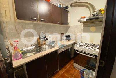 Garsoniera situata la parter inalt, zona Vivo - 2