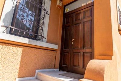 Piata Victoriei | Buzesti | 5 Camere | Curte | Vila Reprezentativa - 20