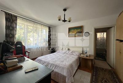 Apartament cu 2 camere semidecomandat, mobilat în Central