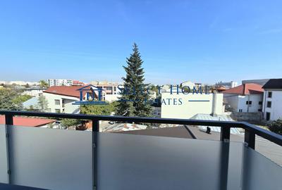 Apartament cu 3 camere decomandat în P-ța Muncii
