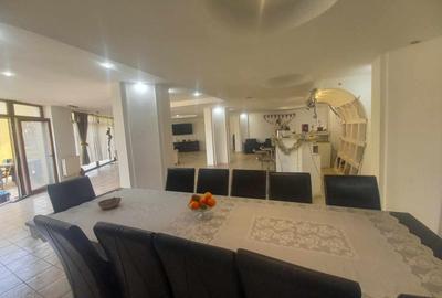 Casa de vanzare la 5 min de Centru cu trei nivele (D+P+1) si teren de 4300mp - 13