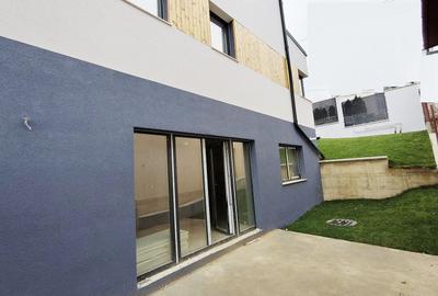 Casa cuplata, noua, intr-o zona de case- linistita,in Dambul Rotund - 1