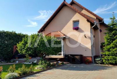Casa Individuala 290mpu cu garaj teren liber 550mp zona Selimbar Sibiu - 1