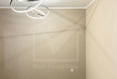 Apartament cu 3 camere decomandat în Florești