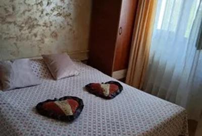 Garsoniera, etajul 3/4, zona Podu Ros - 1