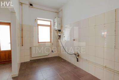Spațiu comercial generos, vizibilitate excelentă – Str. Mihai Eminescu, Arad - 8