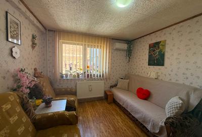 Apartament 3 camere-decomandat-bloc de caramida-zona Sc. Gen. Andrei Saguna - 4